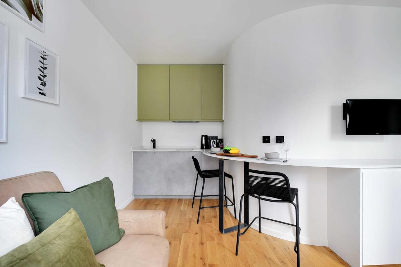 Amazing Apartment 1Br4P Cremieux Gare De Lyon ปารีส ภายนอก รูปภาพ